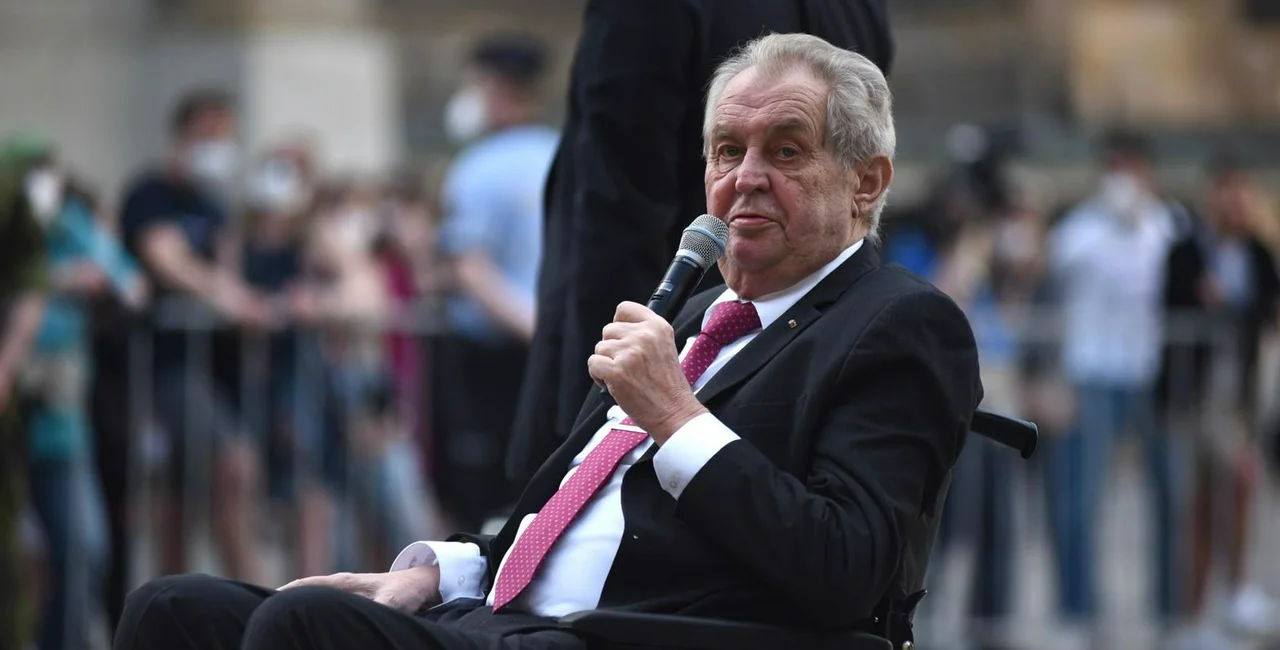 President Miloš Zeman at a May 10, 2021, remembrance for 30,000 victims of Covid. (Photo: Hrad.cz)