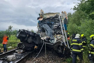 Fire and rescue workers at the Domažlice train crash. (Photo: HZS Plzeňského kraje)