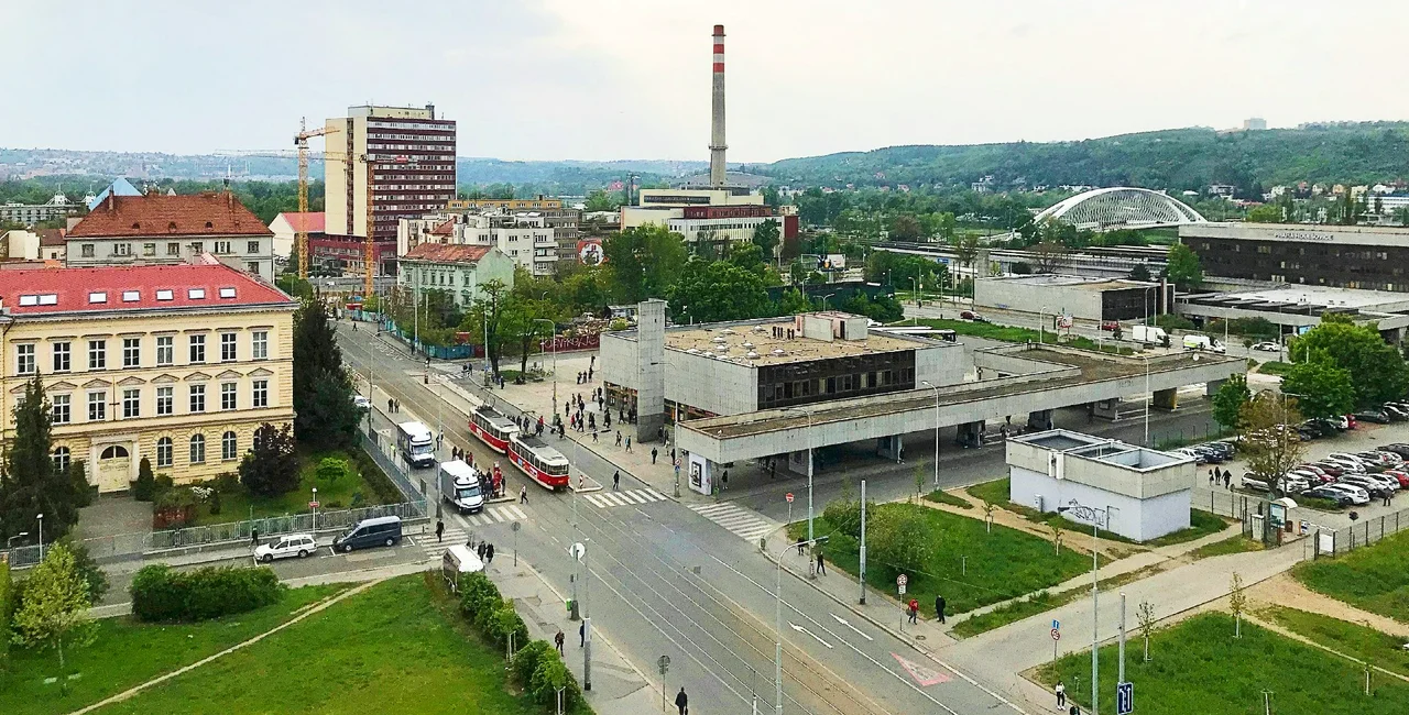 Overhead view of the Nádraží Holešovice metro stop area. (Photo: Wikimedia Commons, CC BY SA 4.0)