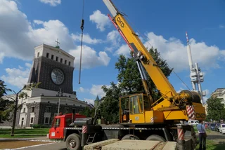 Construction equipment at náměstí Jiřího z Poděbrad. (Photo: Raymond Johnston)