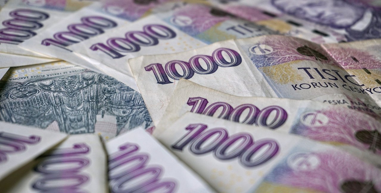 Average Czech salary up 11.3 yearonyear to 38,275 crowns monthly Prague, Czech Republic