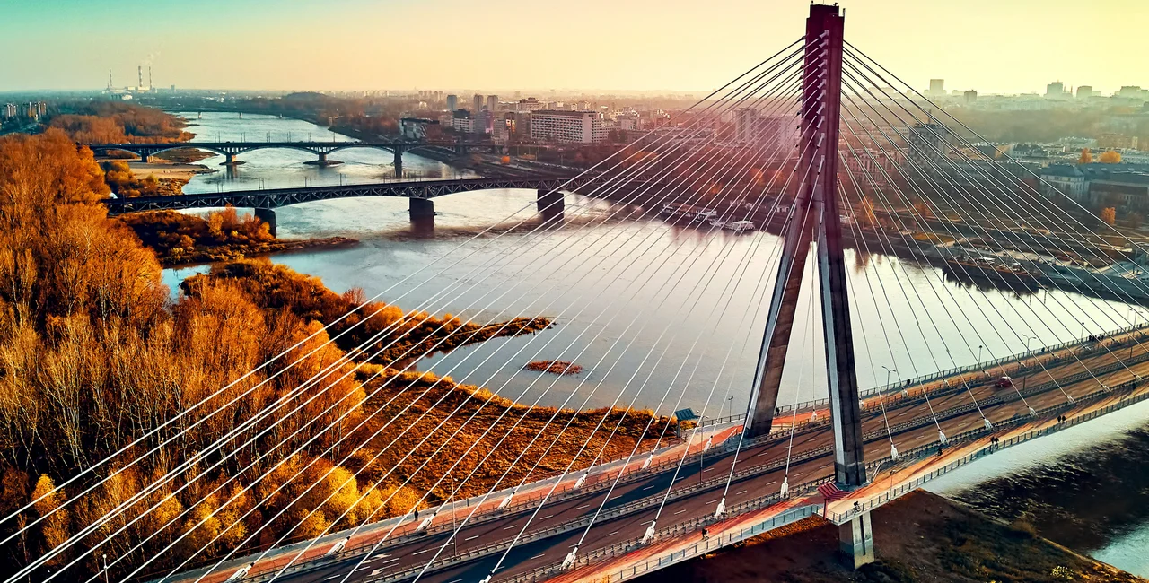 Warsaw, Poland in autumn. Photo: iStock / udmurd_PL