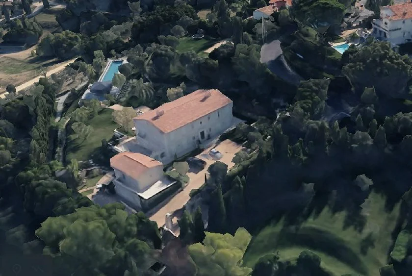 Château Bigaud via Google Earth