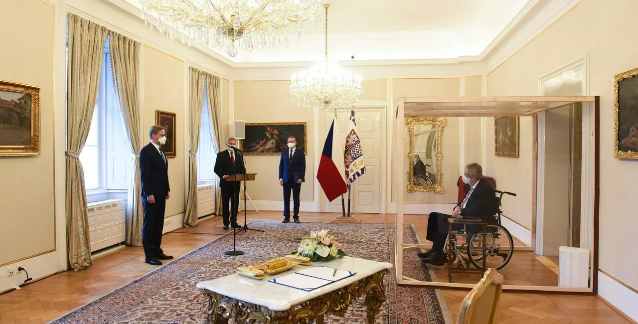 Czech Prime Minister Petr Fiala (left) and President