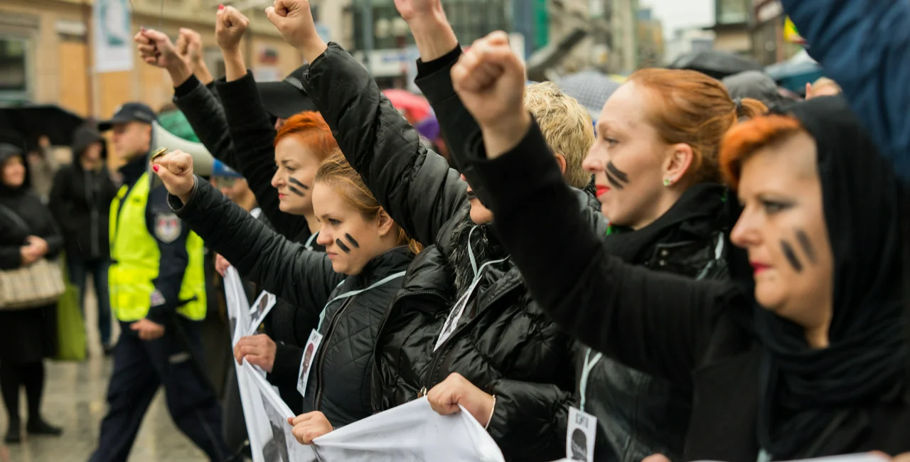 Protest against anti-abortion law in Wroclaw, Poland (photo: iStock / irontrybex)