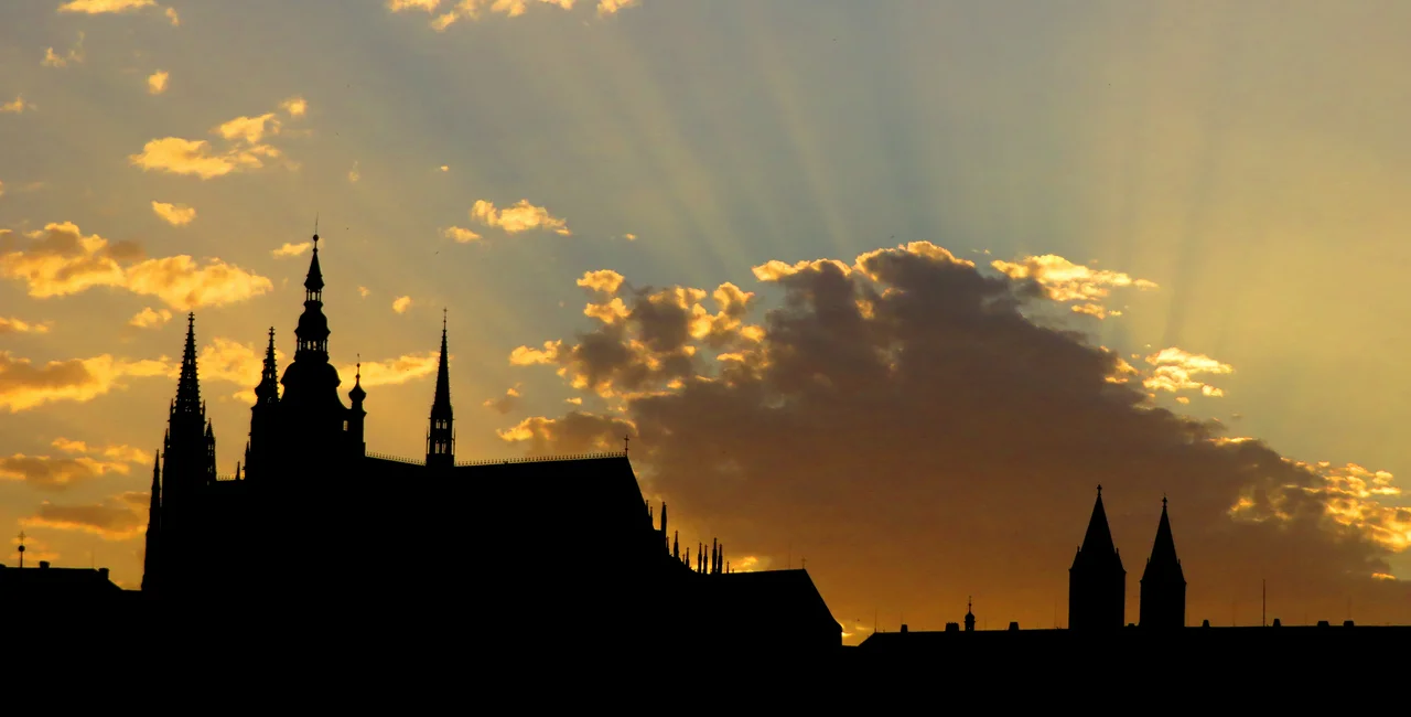 Sunset behind St. Vitus Cathedral. (Photo: Raymond Johnston)