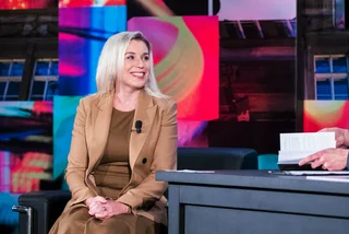 Potential Presidential candidate Danuše Nerudová appearing on television in November 2021 / photo via Twitter, Danuše Nerudová