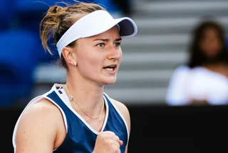 Czech star Barbora Krejčíková advances to Australian Open quarterfinals