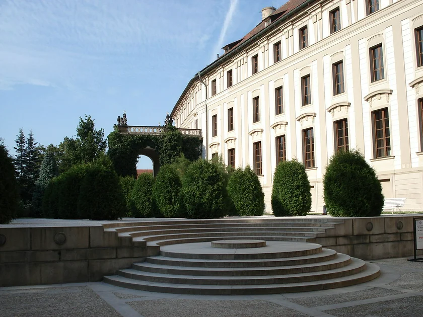 Garden steps designed by Jože Plečnik. Photo: Wikimedia commons, Diligent.