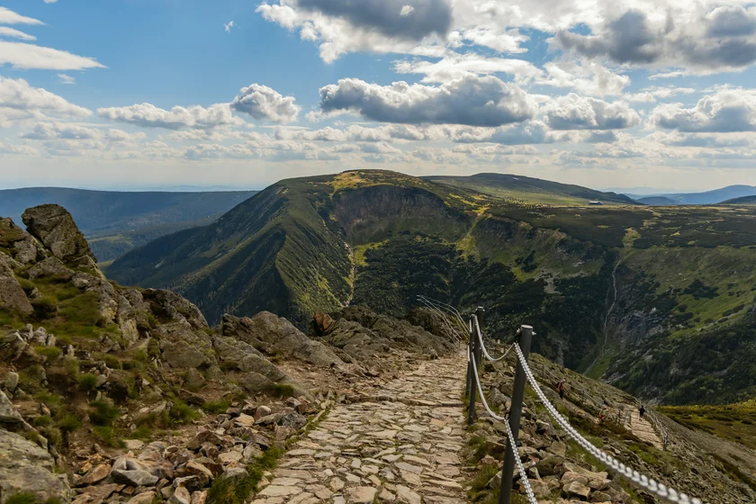 Mountain trail in the Krkonoše National Park. Photo: iStock, Wierzchu,
