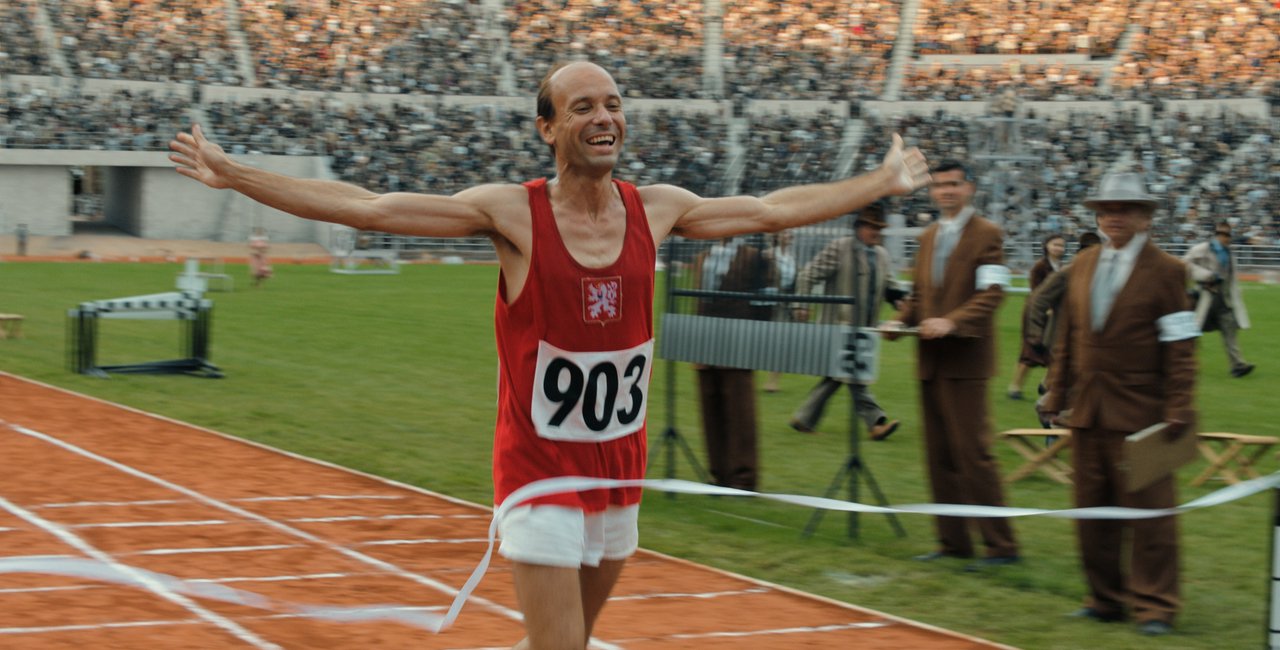 Olympic runner biopic Zátopek takes gold at Czech Lion Awards