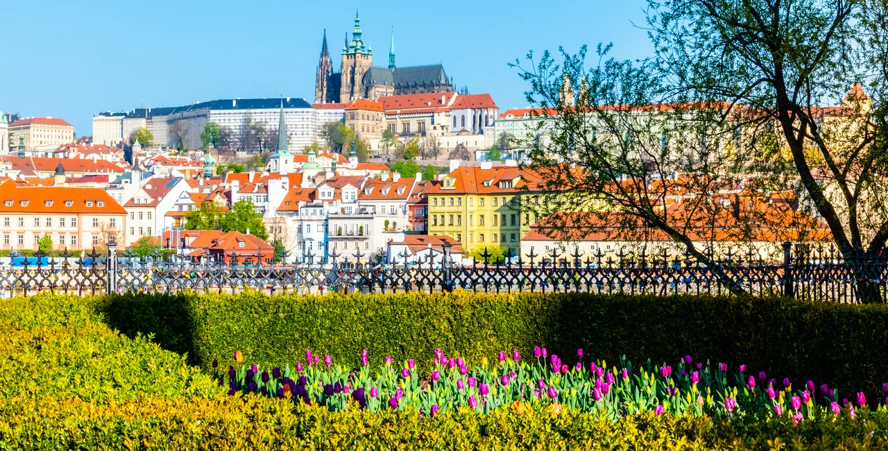 Sunny spring weather is coming to Prague / photo iStock @PytyCzech
