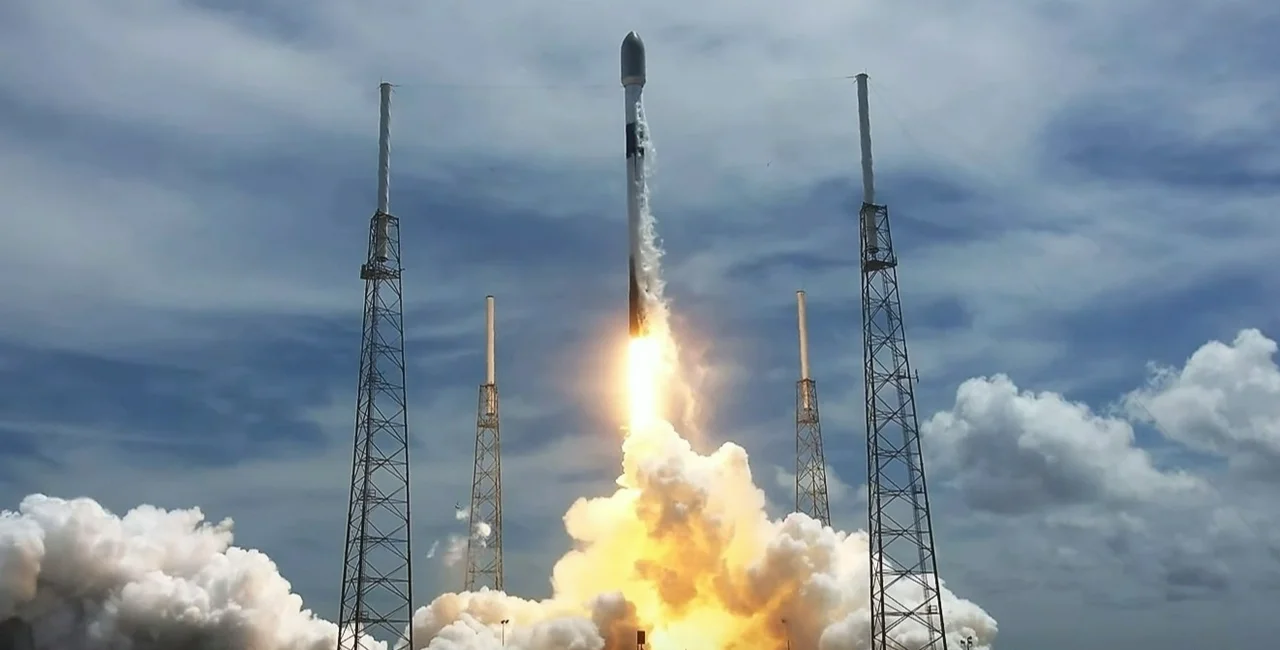 SpaceX rocket with a Czech satellite lifts off from Florida. Photo: SpaceX