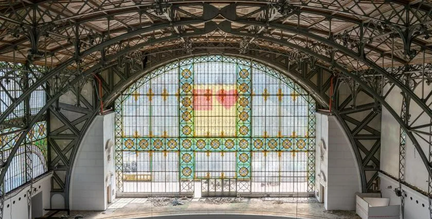 Stained glass window in the Industrial Palace. Photo: Praha.EU