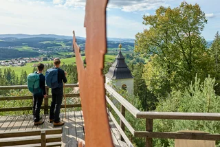 Nine-day hiking trail between Czech Republic and Germany completed