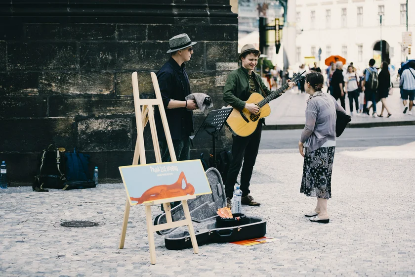 Praha žije hudbou festival brings live music to the streets and squares