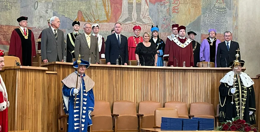 Ceremony of handing the decrees to the newly appointed professors in Charles University. Photo via Twitter @petrgazdik