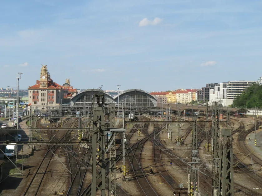 Vienna's train station is Hlavní nádraží. Photo: Raymond Johnston
