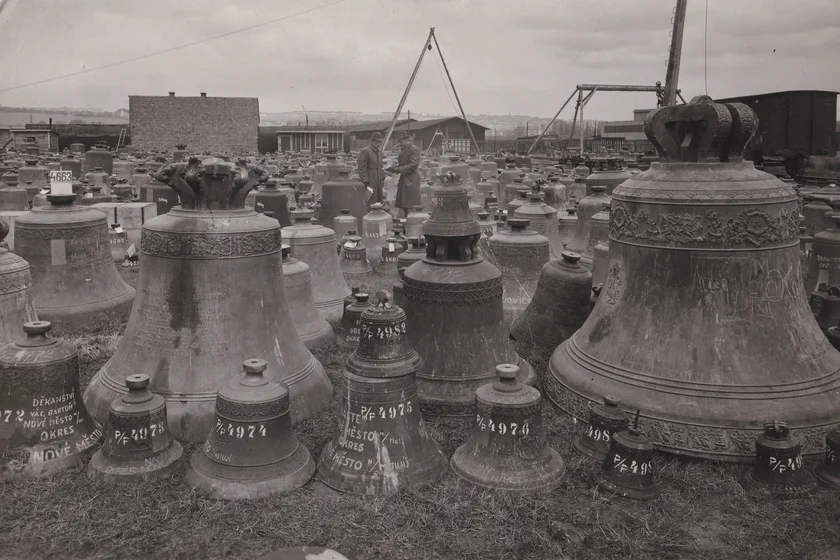 Bells at Rohanský ostrov in 1942. Photo: Petr Vácha archive