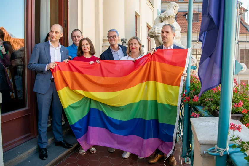 Prague City Hall raises rainbow flag to kick off Prague Pride. Photo: Praha.eu