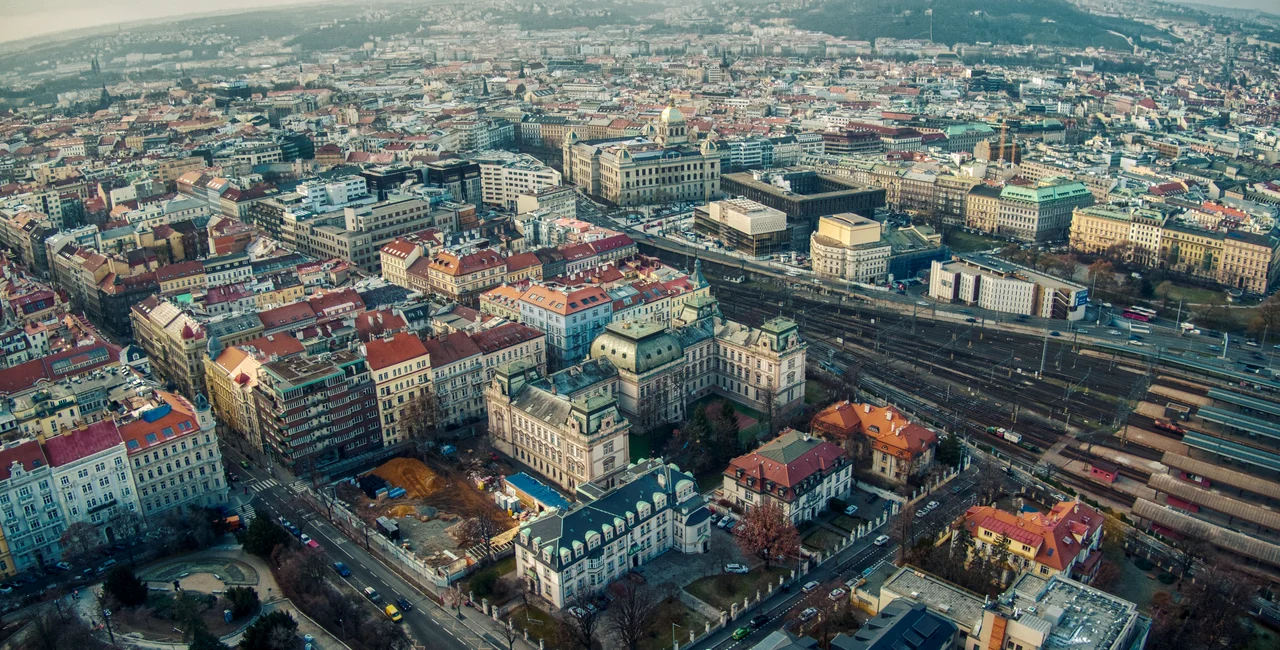 What do the latest population stats reveal about Czech society today?