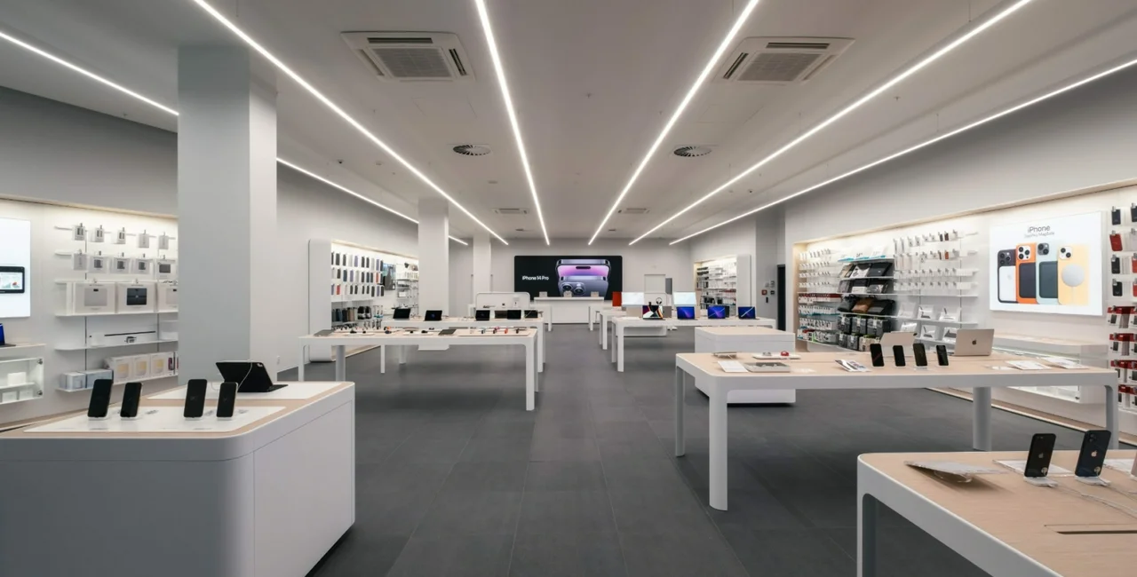 The new iStyle store in Chodov, Prague.