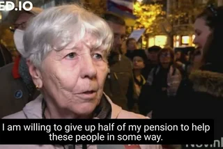 VIDEO OF THE WEEK: Brave Czech senior stands up for Ukrainian refugees