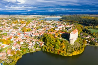 Panorama with Plumlov Castle in the Olomouc region / photo: iStock - JackF