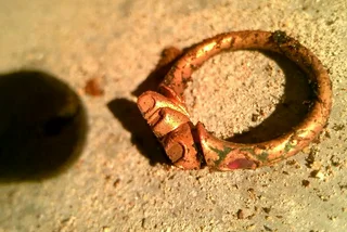 Renaissance-era wedding ring of Bohemian queen found in family tomb