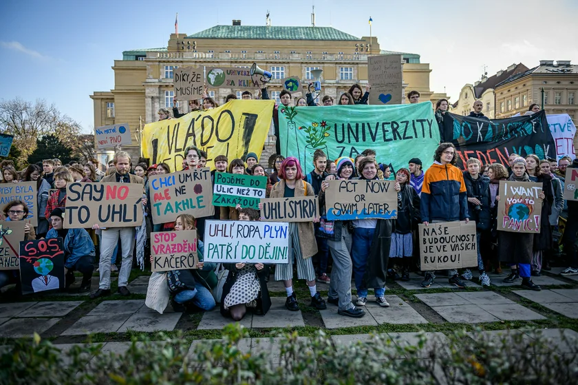 Photo of student protesters in Prague / Facebook: Univerzity za klima