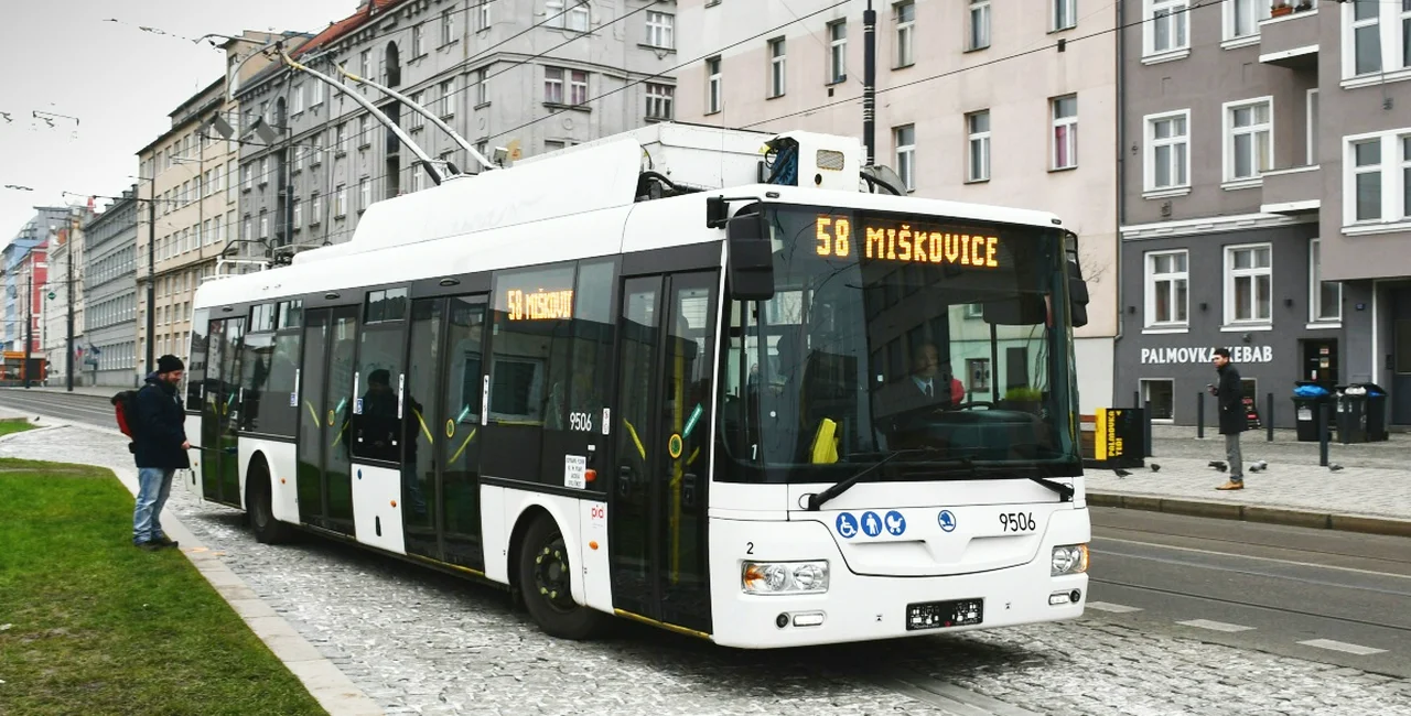 Trolleybus on line 58. Photo: Facebook / Dopravní podnik hlavního města Prahy
