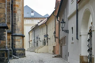 Historic Prague Castle pub reopens following lengthy renovation