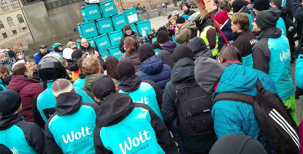 Wolt couriers protest in Prague / Photo: Twitter @woltstavka