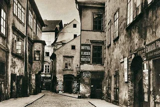 Maislova Street in the late 1800s. Public domain