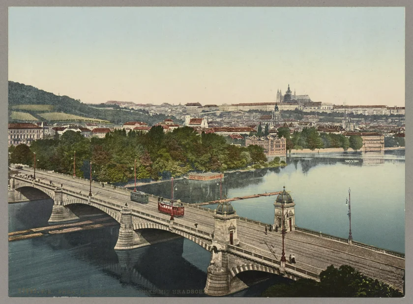 Legion Bridge (Emperor Franz Bridge) before 1906. Photo: Detroit Publishing Company, Library of Congress