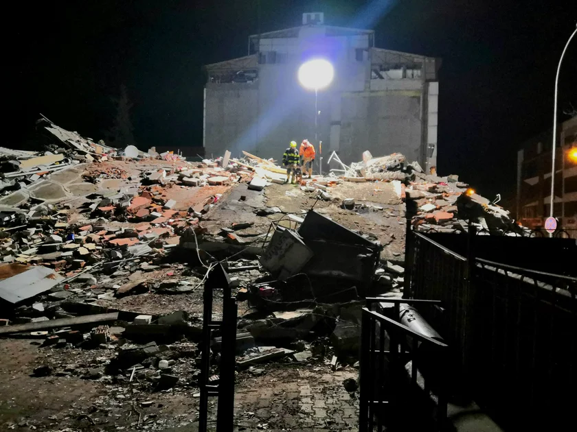 The Czech HUSAR team searches for survivors at night. Photo: Twitter, @hasici_cr
