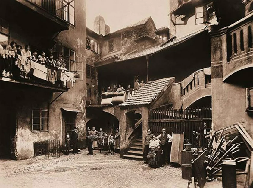 The Josefov ghetto in the late 1800s. Photo: Public domain.