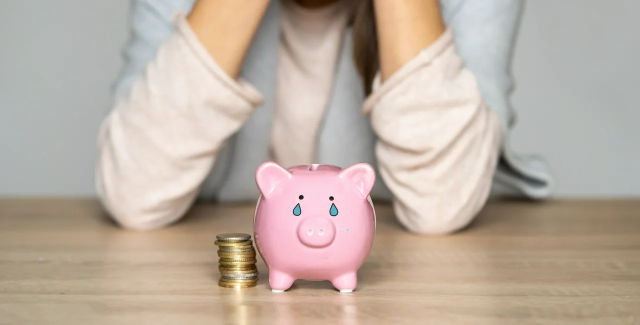 Illustrative image: iStock - Zhanna Danilova piggy bank