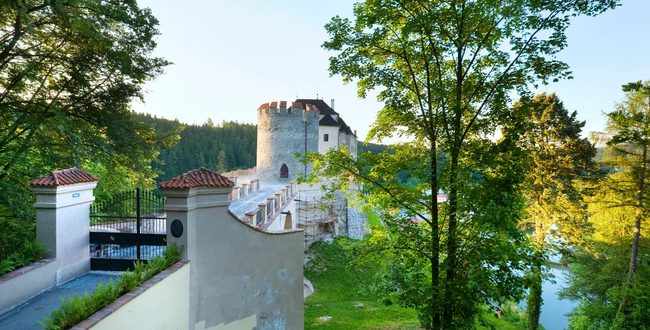 5 Czech castle trips to welcome the spring season