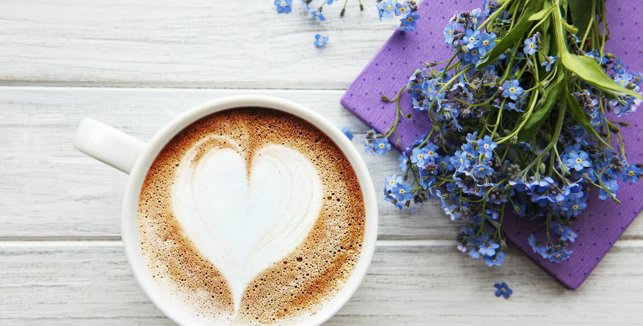 Spring cup of coffee. Photo: iStock / Almaje
