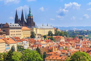 Fitch maintains negative long-term outlook for Czech economy