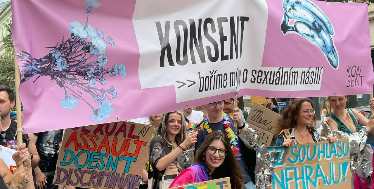 A protest to change the definition of rape. (Image: Facebook - Konsent - Když to nechce, tak to nechce)