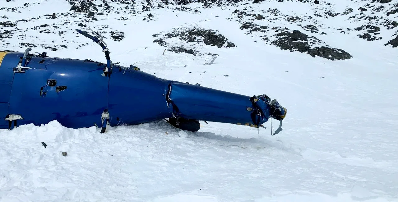 Photo from the crash site near Knik Glacier. (Photo: Alaska Mountain Rescue Group, public domain)