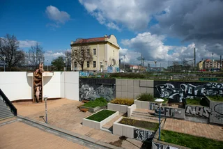 Concrete park above Prague metro station unveils its final exhibition