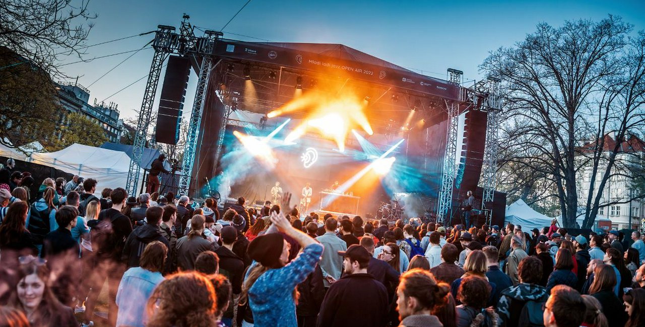 International Jazz Day swings into Prague with a free openair festival