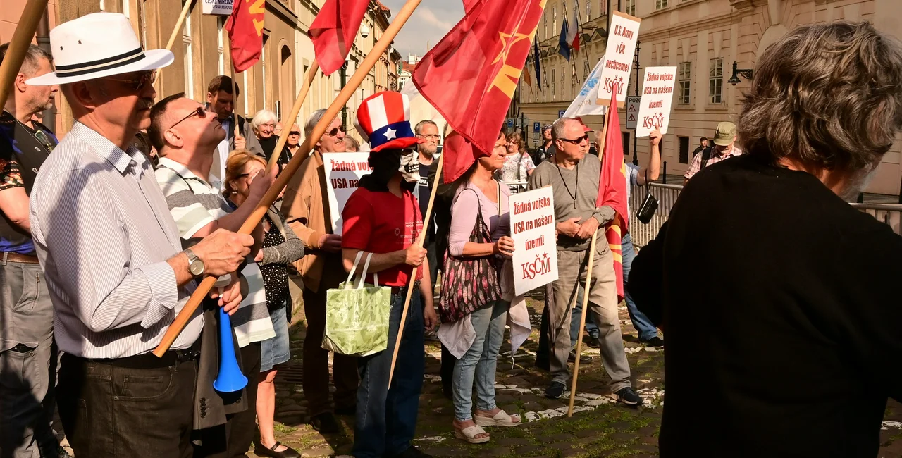 'Ami go home': Protesters march on US embassy against Czech-American defense deal