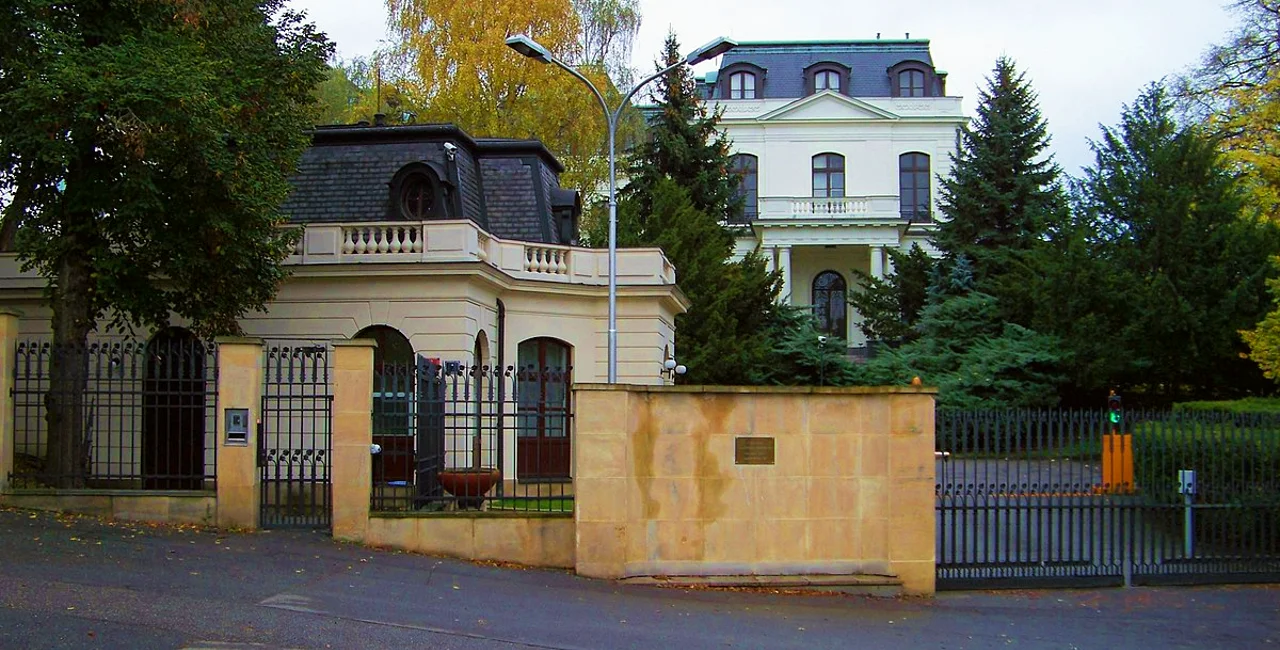 The embassy of Russia in Prague (Wikimedia Commons)