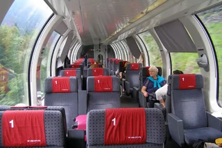A panoramic Swiss train will ride on Czech railways this summer