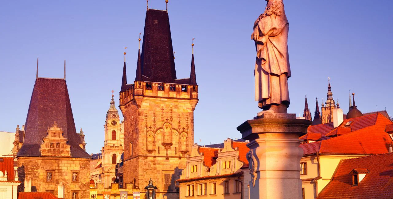 Illustrative image of Prague at sunrise /