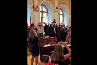 VIDEO OF THE WEEK: Czech parliament breaks into dance for Children's Day